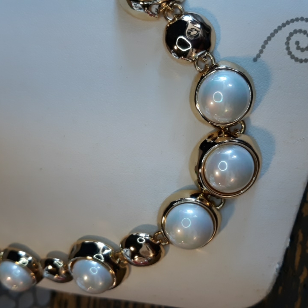 Kennedy Row Pearl & Gold  Necklace NWT $58 - Picture 3 of 4